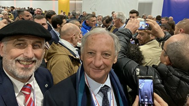 Le maire au congrès des maires de France