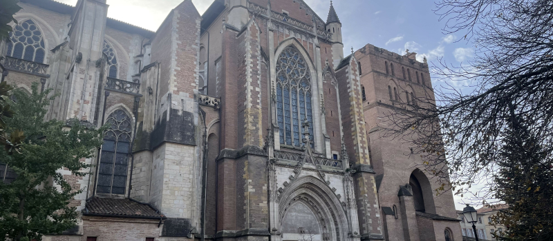 La chronique de Neyla, la cathédrale Saint-Étienne : un joyau religieux, architectural et musical