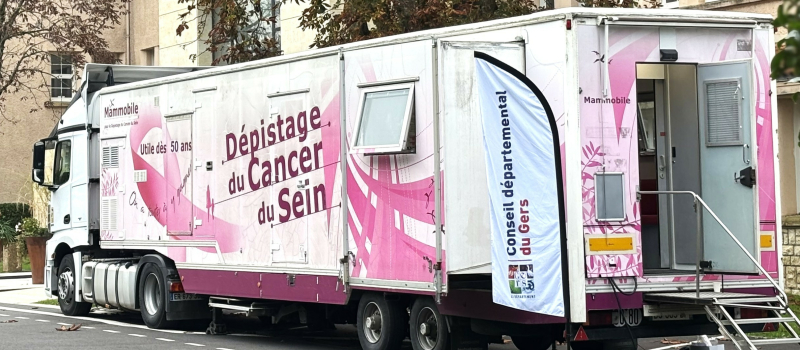Santé : Le mammobile, un outil pertinent au service des gersoises concernées par le dépistage du cancer du sein.