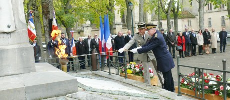 Hommage aux "Morts pour la France" pendant la guerre d'Algérie et pendant les combats du Maroc et de la Tunisie