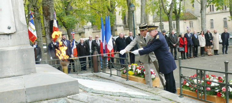 Hommage aux "Morts pour la France" pendant la guerre d'Algérie et pendant les combats du Maroc et de la Tunisie