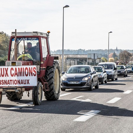 0 Cortège de Manciet arrivée avenue de Daniate 1bis 071117.jpg