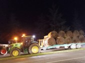 Blocage de la RN124 au rond-point de Saint-Cricq en direction de Toulouse par "un mur des cons"