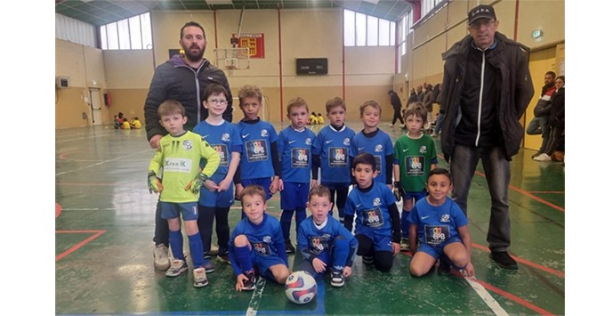 FCM U7-1 et 2 le 14 déc Futsal à Pavie 2V + 1N et 1V +1N +1D (002).jpg