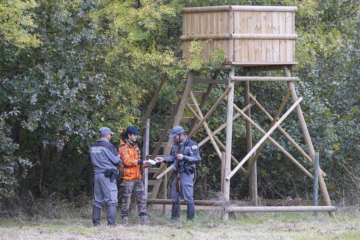 controle-chasse-mirador-philippe-massit (1).jpg