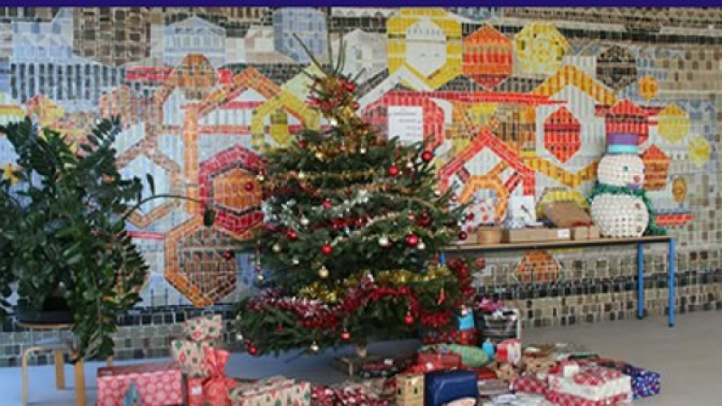 La magie de Noël présente au collège