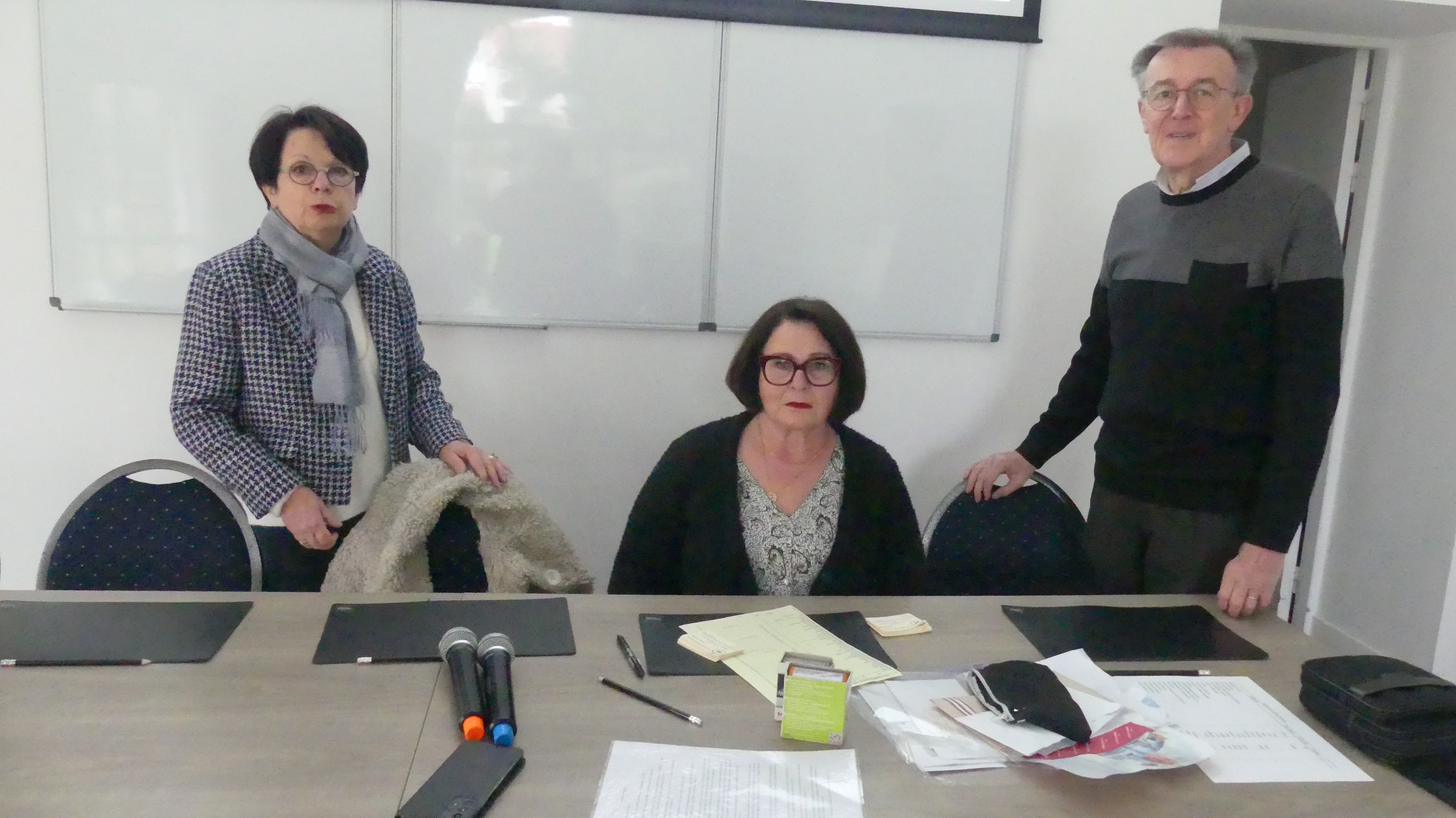 Marie-Paule Garcia, Françoise Mora et Robert Garrot.