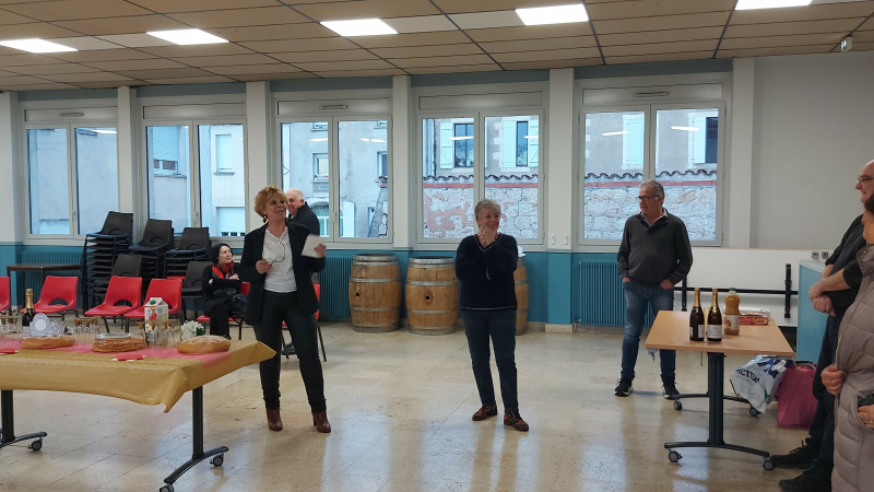 Les voeux de la présidente de l'association de courses de chevaux de Vic-Fezensac à la radio mercredi