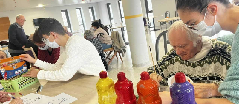 Rencontres intergénérationnelles à l’EHPAD Robert Barguisseau