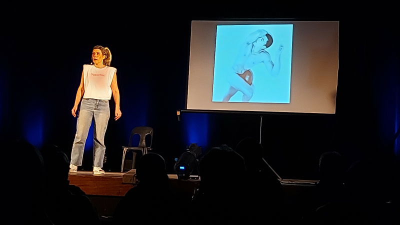 Des tribunes de supporters en folie samedi soir autour de Camille Dintrans!