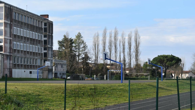 Fermeture envisagée du collège  de Cazaubon