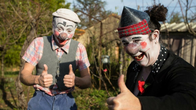 Les clowns Bibeu et Humphrey de L’Attraction Céleste s’invitent à la Poutgerie !