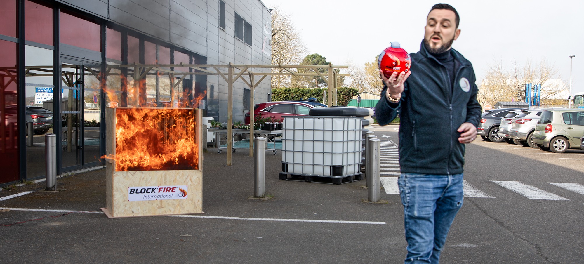 0 La grenade antiincendie Block Fire 1bis 180225.jpg