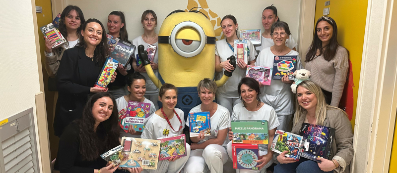 Des cadeaux et des sourires : une belle action en pédiatrie
