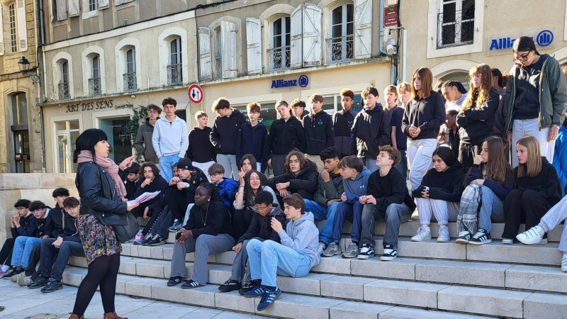 Voyage à Oradour-sur-Glane, Bol de riz et orientation en classes de seconde L