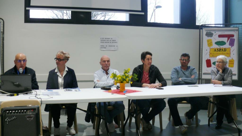 L'ASPAD en AG: des activités, des manifestations, des jeux, des livres... tout un panel pour participer à la vie du village