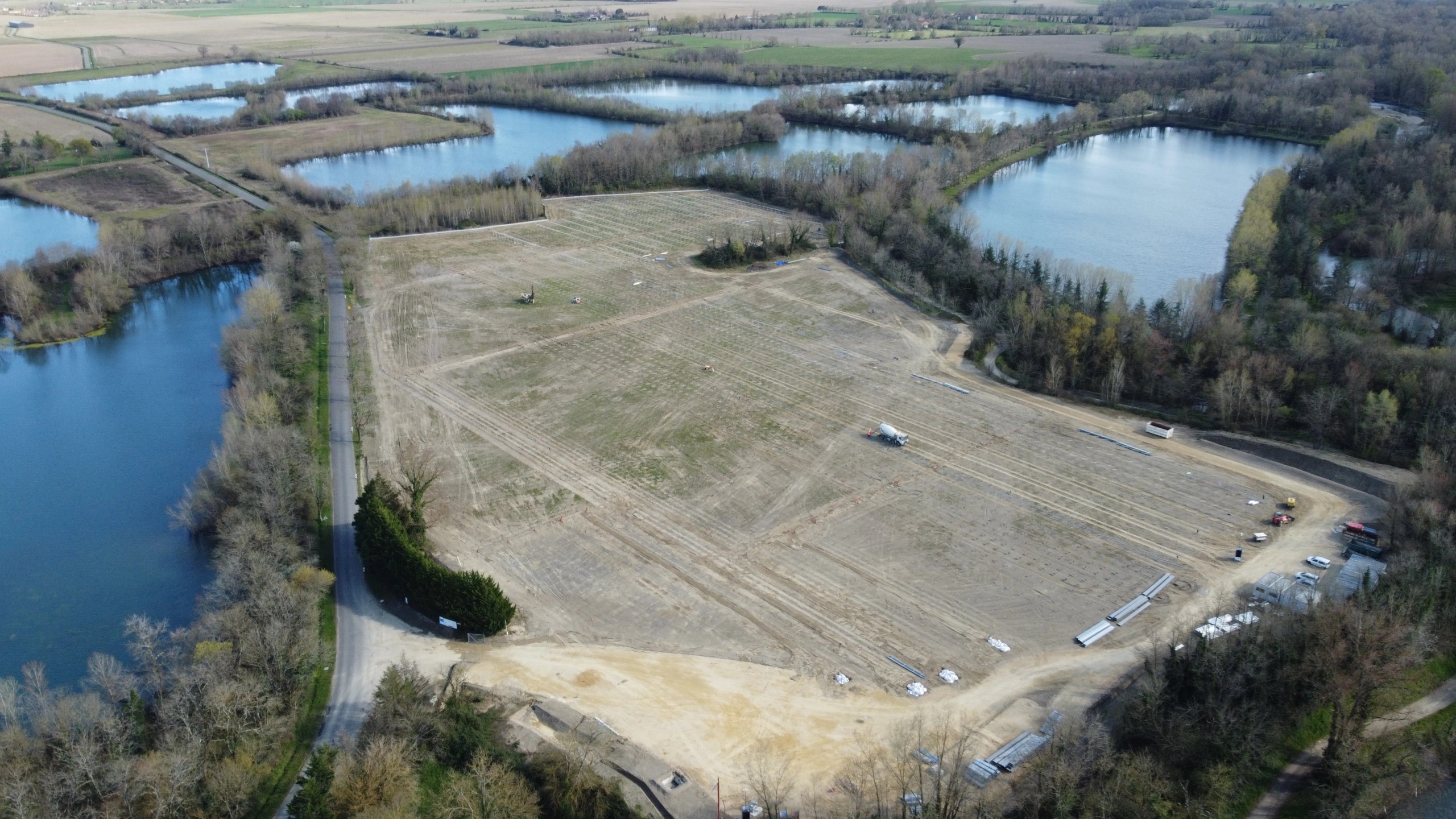 Construction parc solaire Cahuzac.