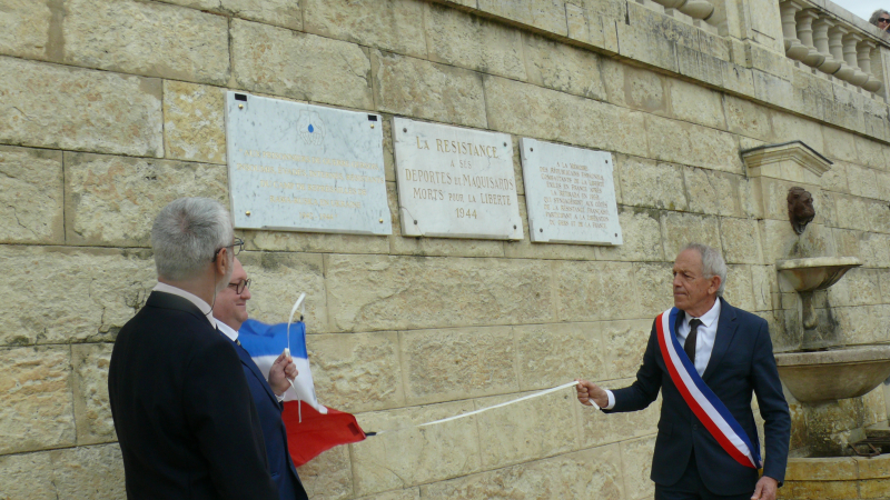 Une plaque dévoilée pour ne pas oublier Rawa-Ruska, camp de la goutte d'eau et de la mort lente
