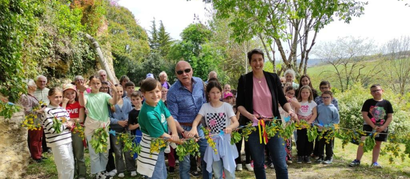Les élèves de l'école Castin Duran ont inauguré les plantations d'arbres résistants au dérèglement climatique