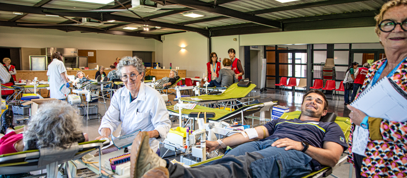 Climat chaleureux et convivial pour une petite collecte de sang à Nogaro