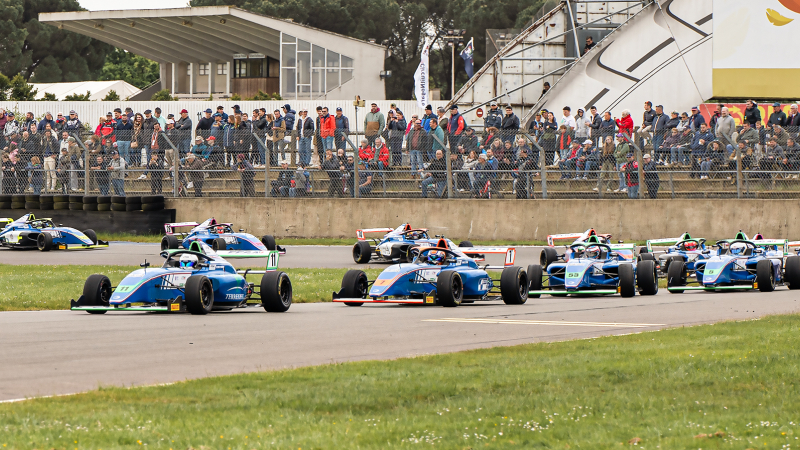 Belles courses des Coupes de Pâques à Nogaro malgré la pluie samedi et dimanche (1)