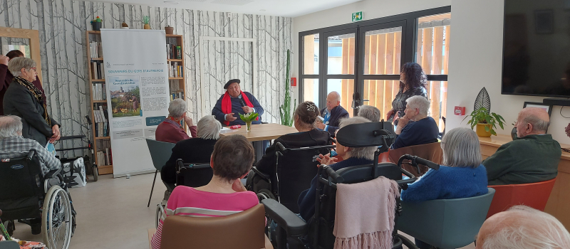 Rencontre littéraire à Château Fleuri : souvenirs partagés autour du livre de Pierre Dupouy