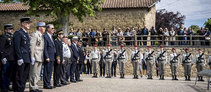 Un moment de recueillement et de solennité