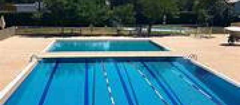 Allez, tout le monde à l’eau à la piscine de Gimont !