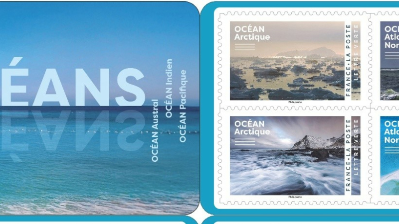 La Poste émet un carnet de douze timbres-poste, illustré par des photographies des océans.