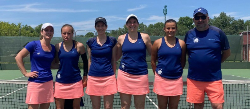 Tennis club :  les 2 équipes joueront la montée