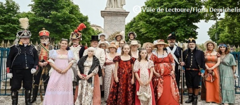 Le théâtre historique lectourois rend hommage au Maréchal Lannes en tenues de Premier Empire