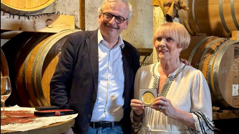 Claudine Valade honorée de la médaille de l’Assemblée nationale pour son engagement associatif
