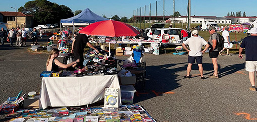 FCM VIDE GRENIER7.jpg