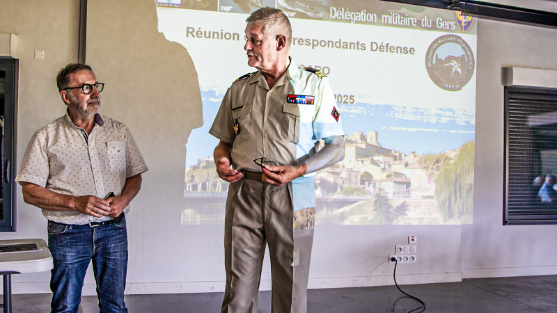 Réunion à Nogaro d'élus «Correspondants de Défense»