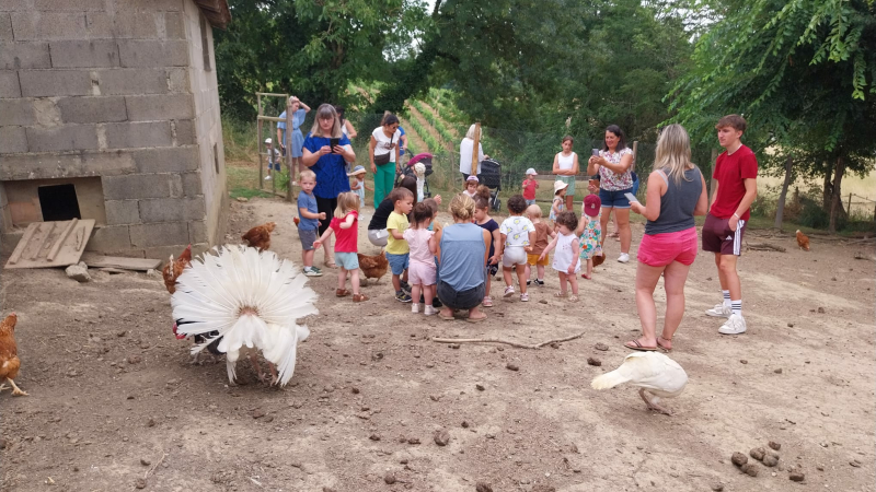 Une belle escapade aux Jardins de Joséphine pour les petits du Relais Petite Enfance