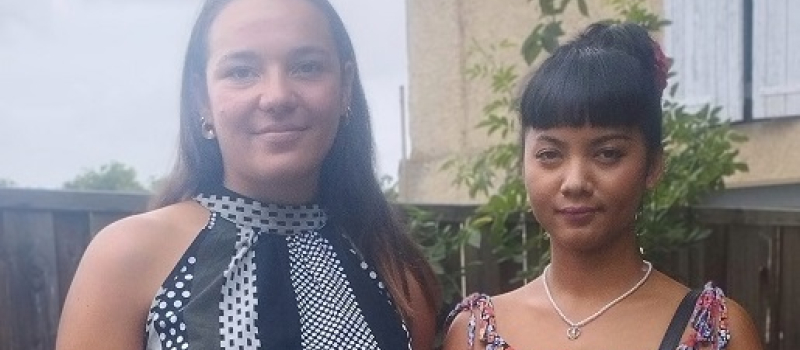 Déborah Bousquet part volontaire à l’ONG « Enfants du Mékong » et rencontre Thida Cambodgienne.