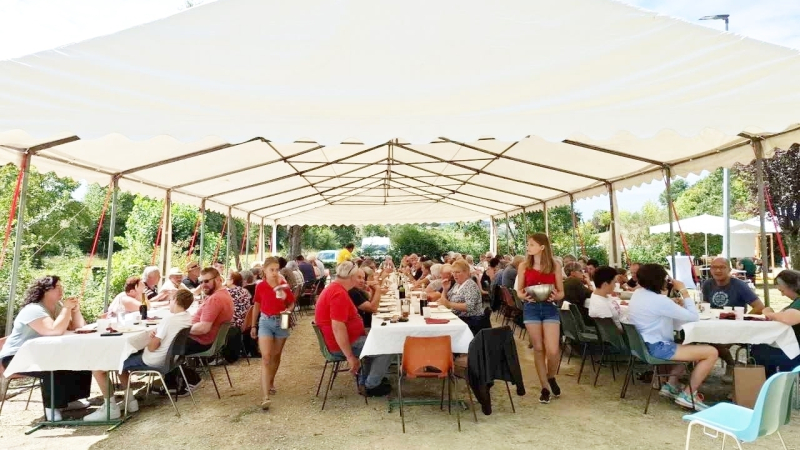 la fête au village vendredi 15 août