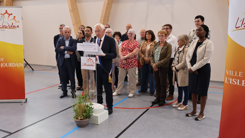 Inauguration  du complexe sportif Lœtitia Moussard Loubens