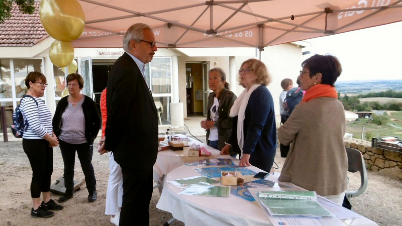 Mobilisation générale des Amis du Moulin  pour l'opération "Septembre en Or "