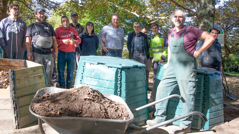 Le Sictom Ouest remplace les composteurs collectifs de Monguilhem