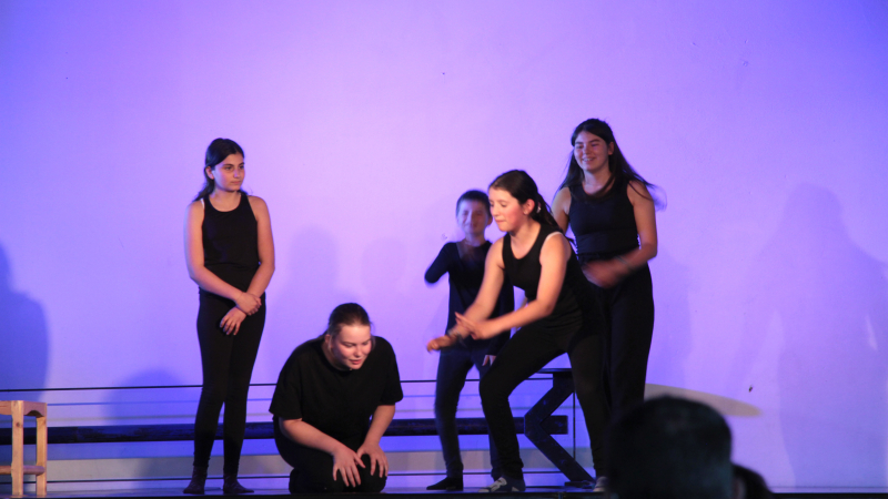 Une soirée de théâtre d'impro à Monclar-sur-l'Osse