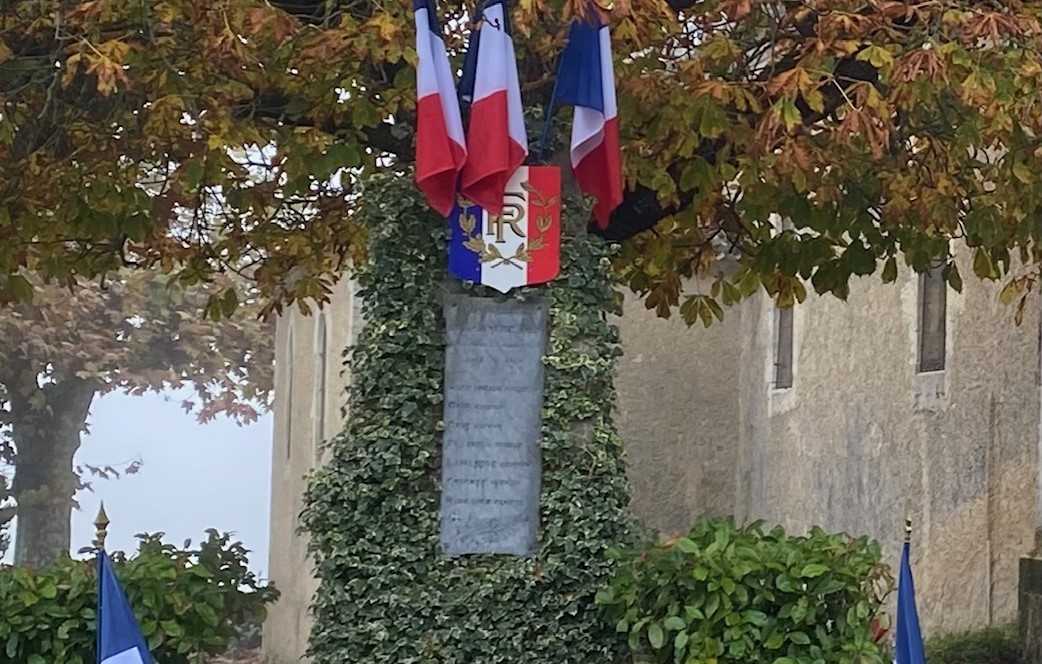Monument aux Morts a.jpg