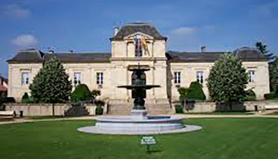 mairie mirande.jpg