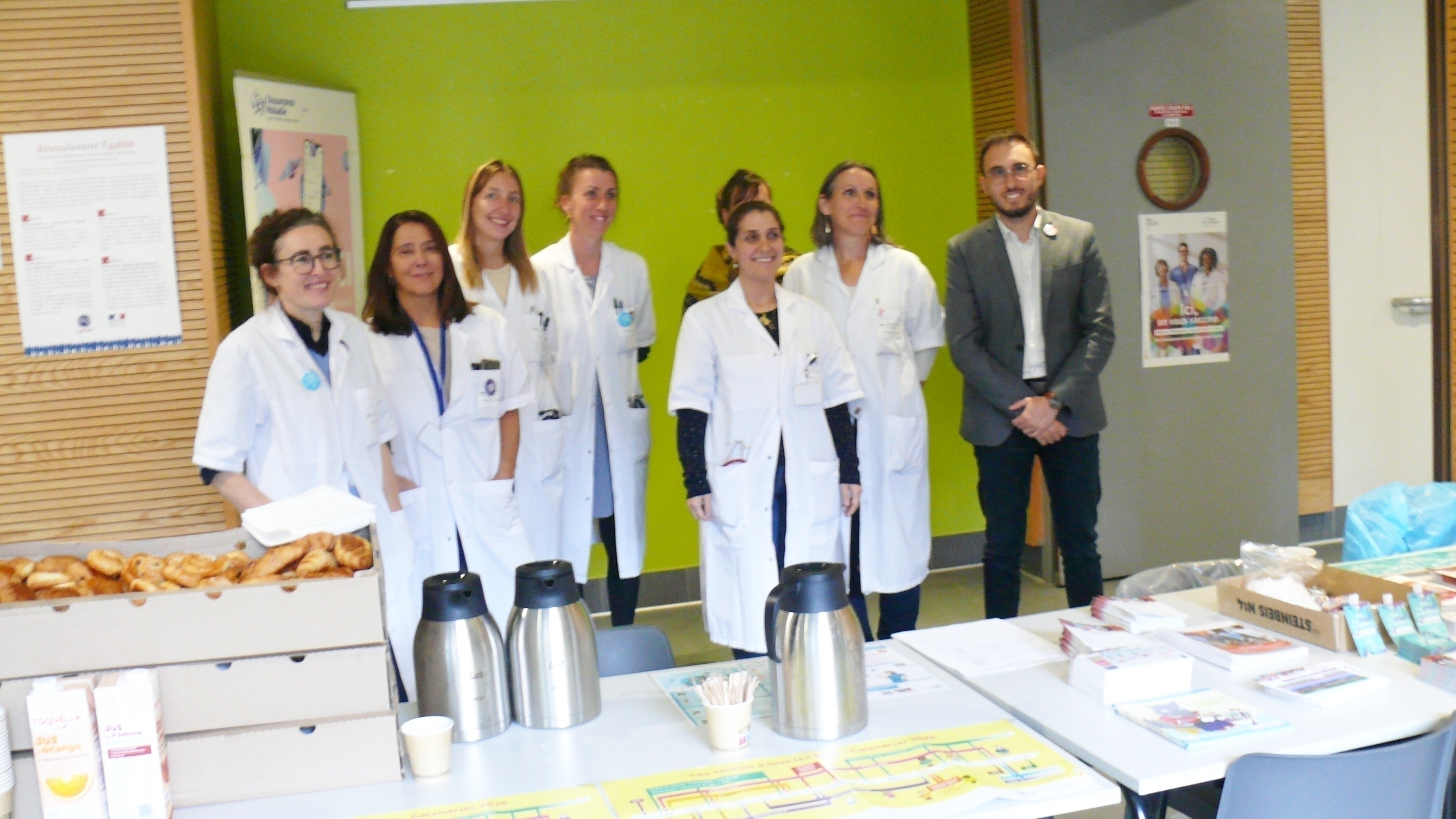 Les médecins infectiologues : Sophie Ancellin, Mira Jbeily, Sophie Arista, Laurence Gantié.