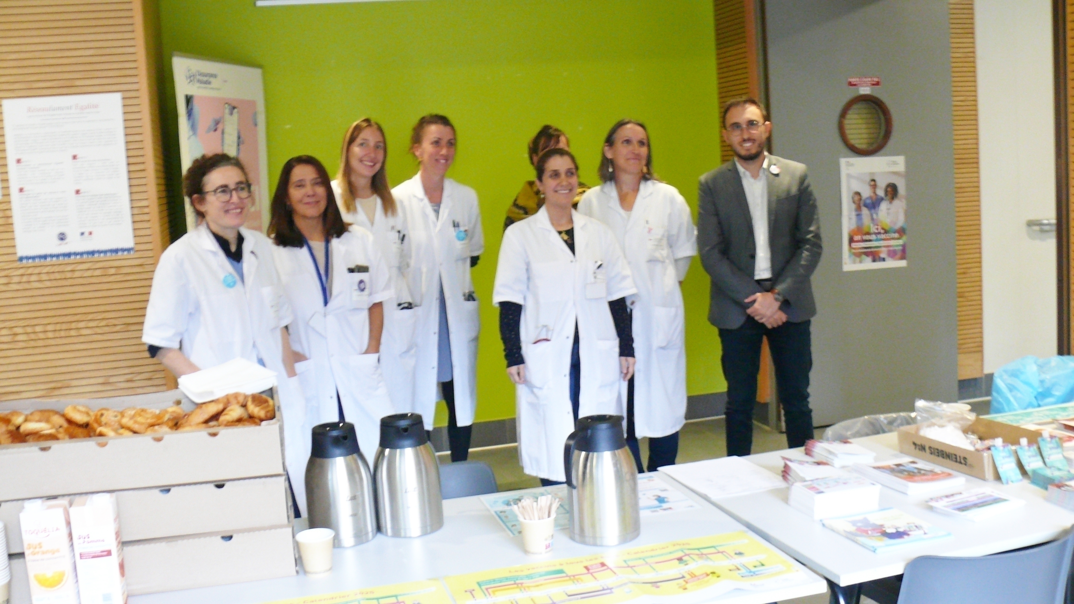 Les médecins infectiologues : Sophie Ancellin, Mira Jbeily, Sophie Arista, Laurence Gantié.