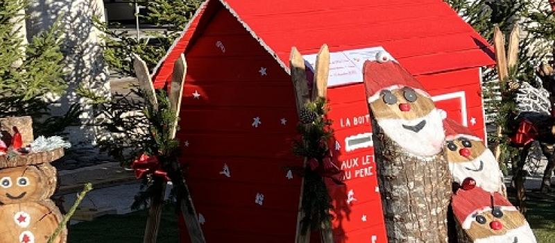 Fête de Noël, entre sapins et lumières