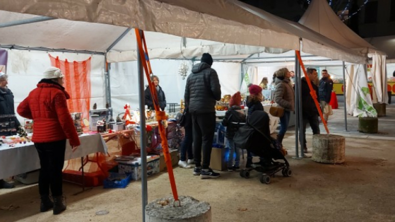 Le marché de Noël à la radio mercredi !