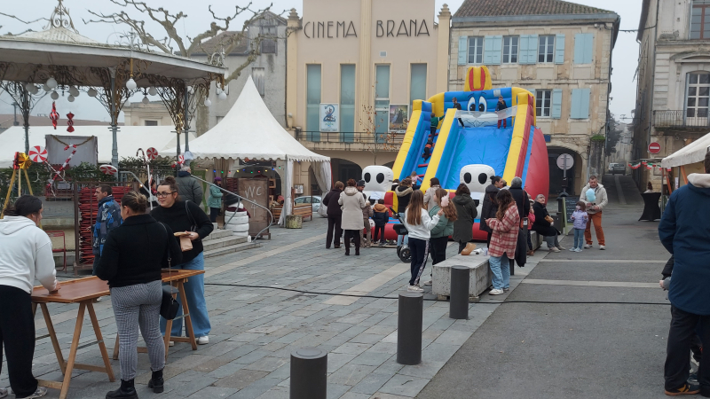 La magie de Noël  autour du kiosque ce samedi 13 décembre