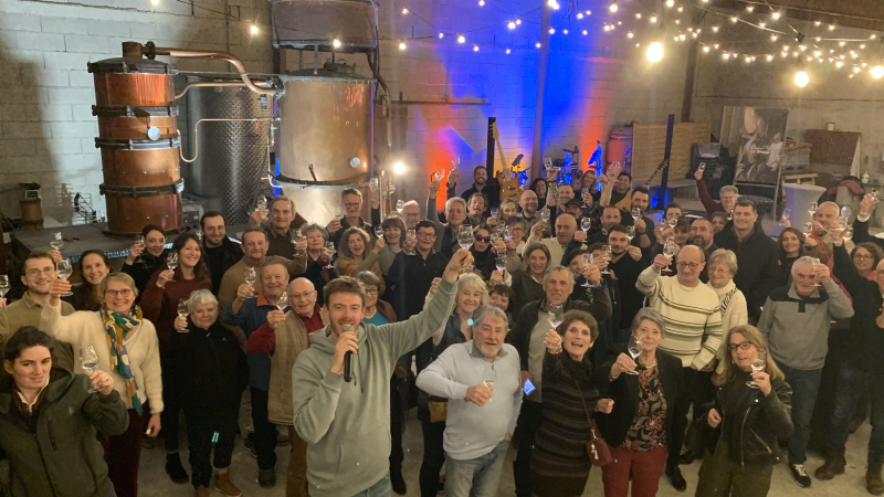 On a distillé au Domaine Le Broca !