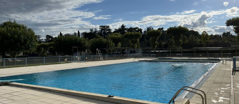 Candidatez pour des emplois d'été à la piscine !